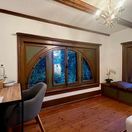 Bergruh Guest house *